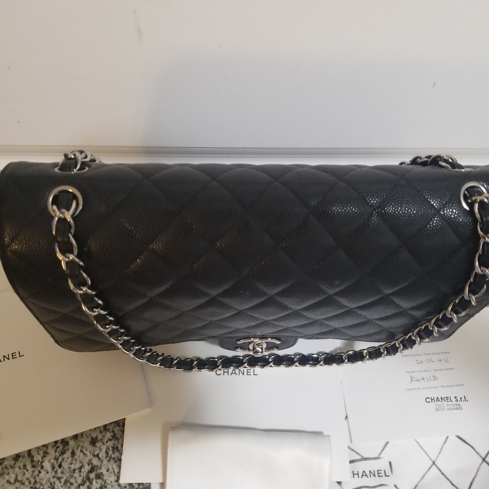 Chanel Clasic Caviar  double flap maxi purse - Picture 4 of 16